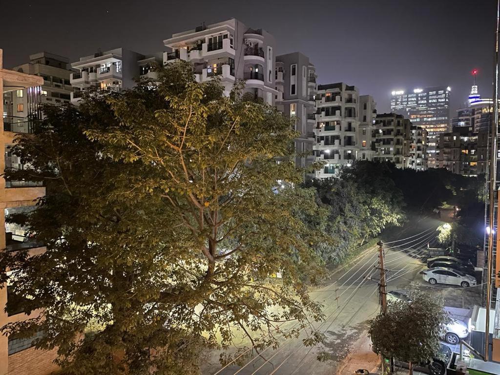 Flxho Uno - Serviced Apartment & Rooms - Golf Course Road Gurgaon Exterior foto